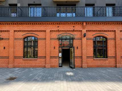 Lokal usługowy 87 m2 z witrynami Krakowska Parking