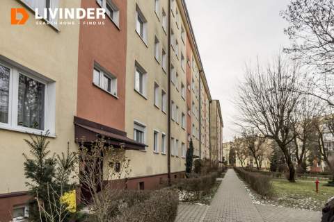 3 pokoje 46 m 4 piętro balkon