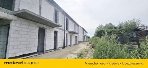 NOWY DOM BLISKO LASU