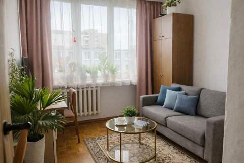 TARGÓWEK, 47 m2, 3 pokoje, balkon