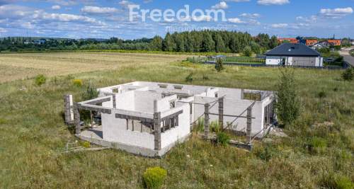 Działka 3461 m z rozpoczętą budową