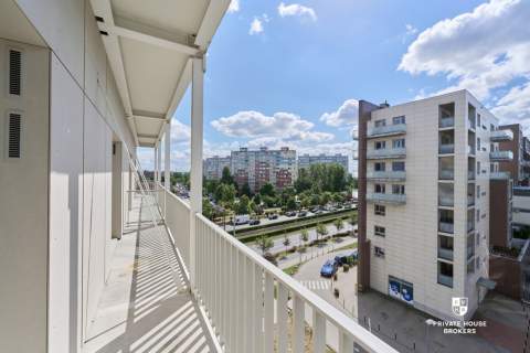 2 pokojowe mieszkanie z garażem ul Hallera, 36m2