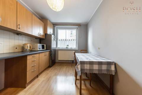 kawalerka rozkład balkon opcja 2 pokoi