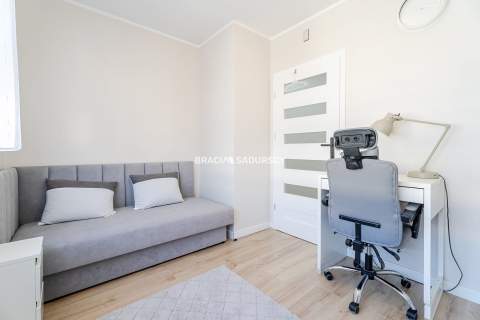 3 pok wysoki standard duży balkon ul. Kantarowicka