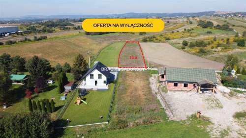 Słoneczna działka zagrodowa w Modlniczce