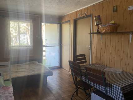 Na sprzedaż działka budowlana 647 m2 27m x 24m domek 42m2