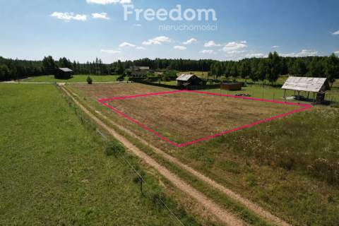 Na sprzedaż działka o pow. 1258 m2.