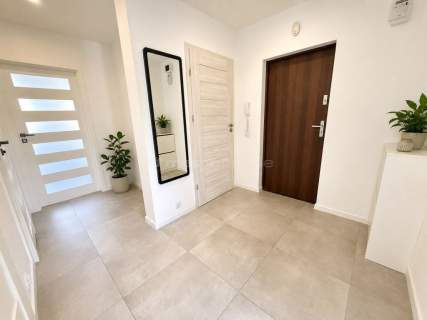 3 POKOJE 61 m PEŁEN ROZKŁAD BALKON 6 PIĘTRO