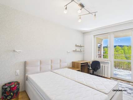 2 pokoje 53 m , balkon, Barwinek Kielce