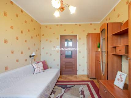 Czyżyny 3 pokoje z balkonem i piwnicą