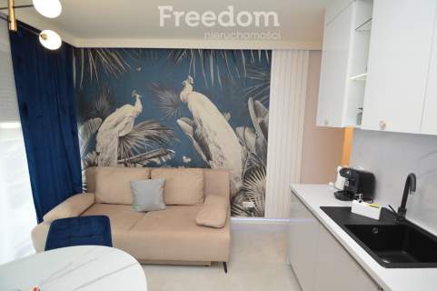 Nowy apartament z balkonem.