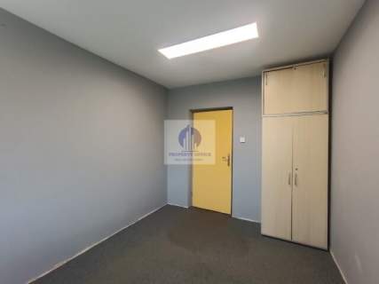 Włochy lokal biurowy 15,30 m2 do wynajęcia