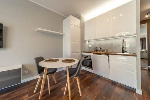 Kawalerka 28 m2, balkon - Kaszubska10, Śródmieście