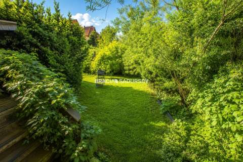 3 pokoje z ogrodem 130 m i kominkiem