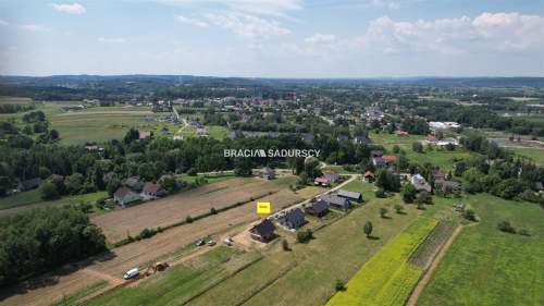 Dom w Brzezince, gm Brzeźnica