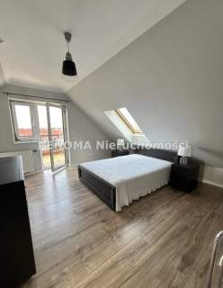 Nowe Miasto Dwupoziomowe Cegła 