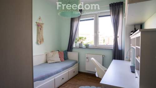 4 pokoje Balkon Garaż Blisko centrum