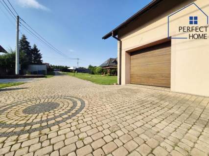 Zadbany Dom z 2011r. z piękną działką , Ogrzewanie Gaz