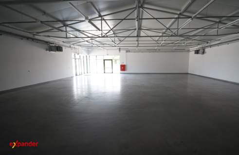 Budynek handlowy na wynajem, Furmany, 460m2, idealny na sklep