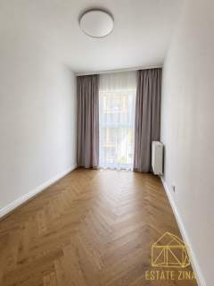 3 pokoje 70 m 2 sypialnie garderoba taras
