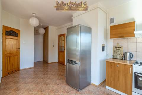 4 pokoje 71,66 m 2 balkony Metro Natolin