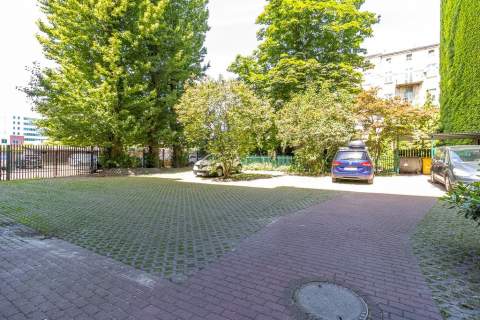 Polesie 76 m , 3,6 m wysokości, inwestycja