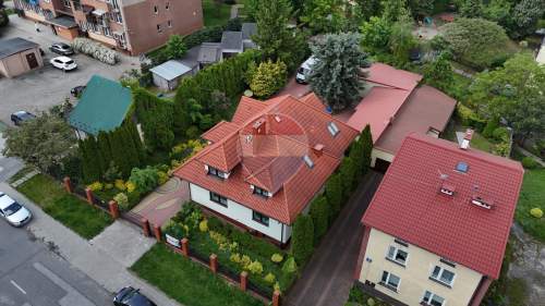 Dom z domkiem gościnnym i ogrodem Radom Staroopatowska