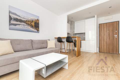 Komfortowy apartament 29 m2 na Woli blisko metra