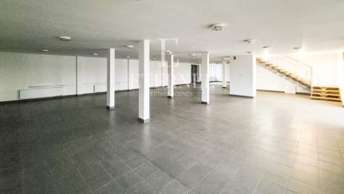 Kompleks biurowo-magazynowy na sprzedaż 1000m2