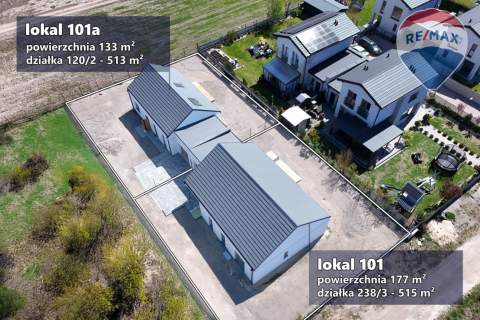 Dom 102 m parteru 43 m poddasza PKP 1 km gm. Błonie
