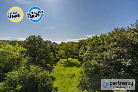 Słoneczne Duży balkon Zielony widok