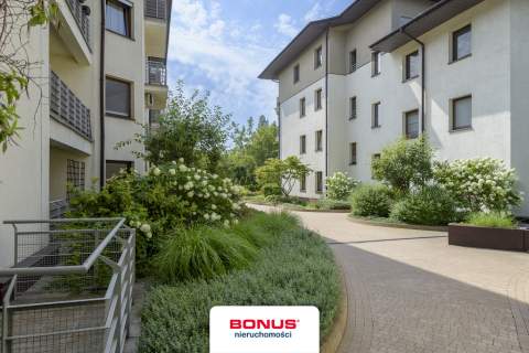 Elegancki apartament z 2 miejscami postojowymi