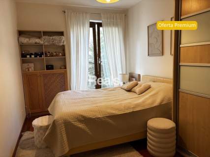 3- pokojowy apartament z balkonem w Centrum.