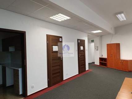 Ursynów lokal biurowy 611,97 m2 do wynajęcia
