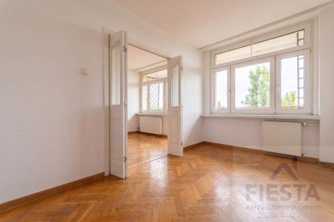 4 pokojowe z widokiem na pl. Na Rozdrożu