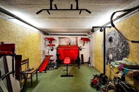Ostróda ul. 11 Listopada, 92 m2, duża piwnica