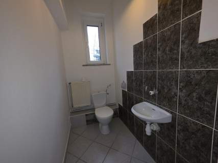 87,5 m2 3 pokoje ogródek, wiata garażowa