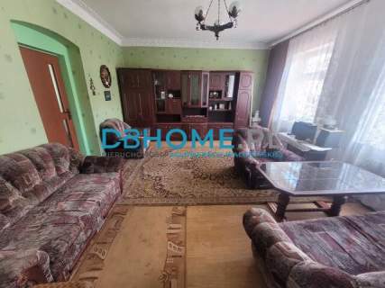 3pok/65m2/kamienica po remoncie/2mieszkania
