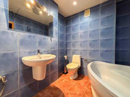 3550 ALL 2 Oddzielne Pok Balkon Piwnica EN