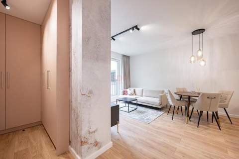 4-pokojowy apartament z balkonem 