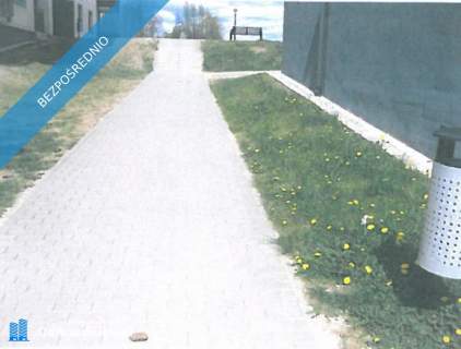 Syndyk sprzeda udział w działce plac utwardzony, parkingi, c