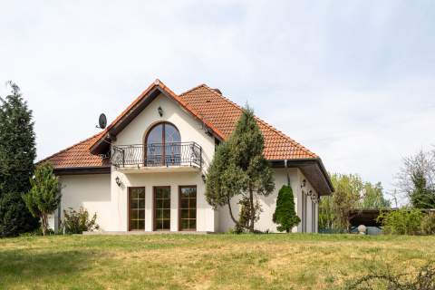 Dom 259m2 -działka 4136m2- Lasów