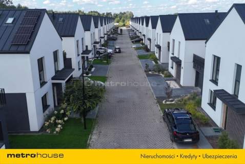 Nowoczesny dom 2023 Słomin Las Garaż