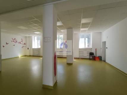 Wola lokal handlowo-usługowy 135,28 m2 do wynajęcia
