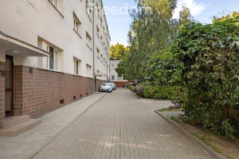 Przestronne 2 pokoje z balkonem w Górze Kalwarii