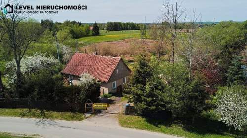 Dom na wsi Młynarska Wola