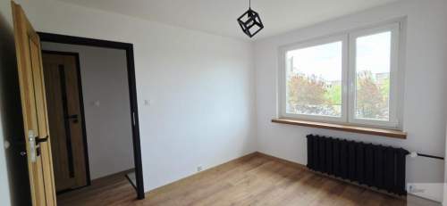3-pok po generalnym remoncie 60 m2 Os. Witosa Balkon