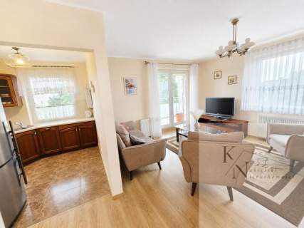 69,85 m2, 2 miejsca w hali garażowej duża piwnica Gdynia D