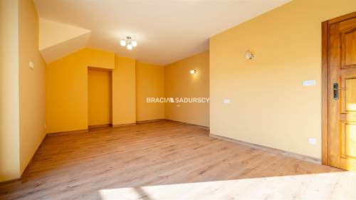 Wysoki Standard, 220 m2, 4,5 arowa dzaiłka, NOWY