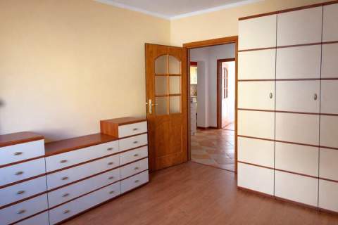 Duże mieszkanie 2 pok. z balkonem na 2 piętrze - 800 m do morza